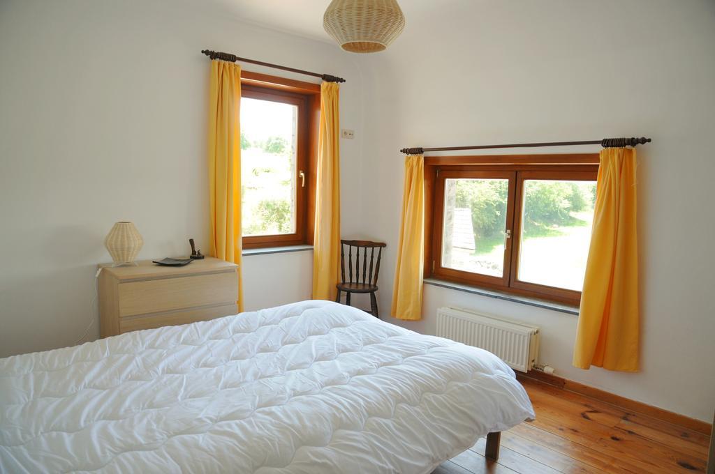 Villa A côté de l'Epicerie Bonsin Habitación foto