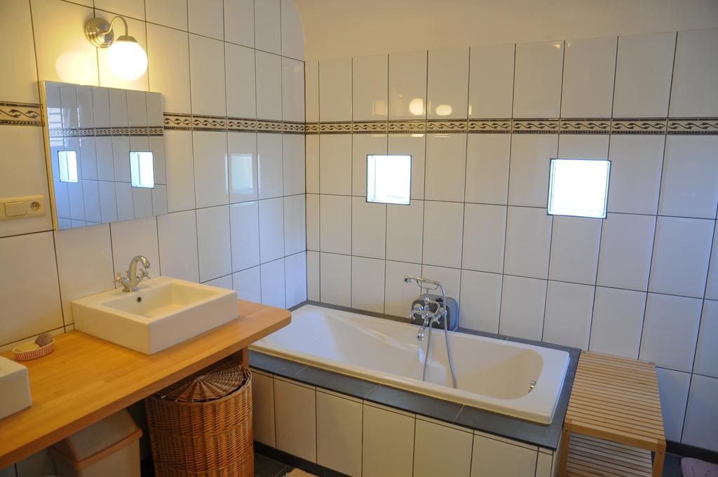 Villa A côté de l'Epicerie Bonsin Habitación foto